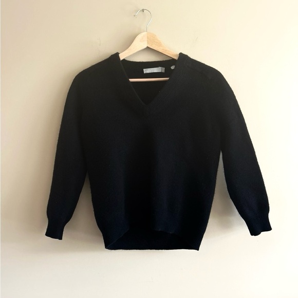 VINCE | Classic Black V-Neck Sweater, Women’s Small - Picture 1 of 8
